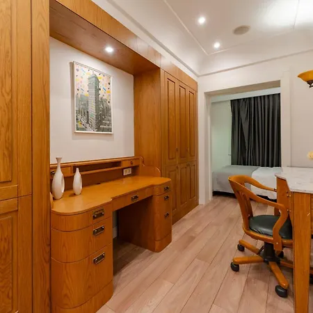 3-bedroom With Balcony & Elevator, Next To Taksim Square Istanbul