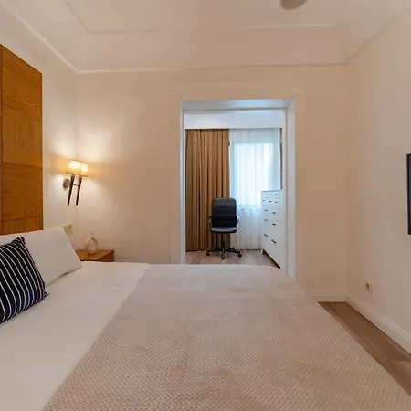 3-bedroom With Balcony & Elevator, Next To Taksim Square Lejlighed Istanbul